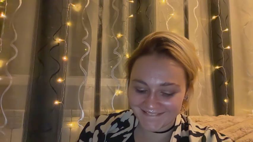 EvaSmile online profile
