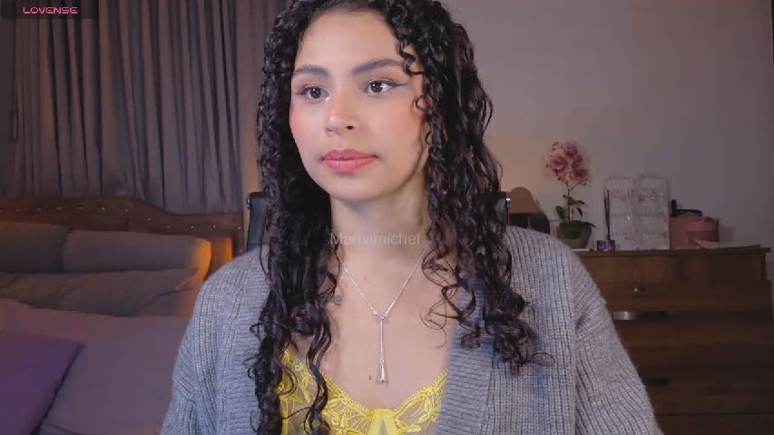 Marivimichel's MyFreeCams show and profile