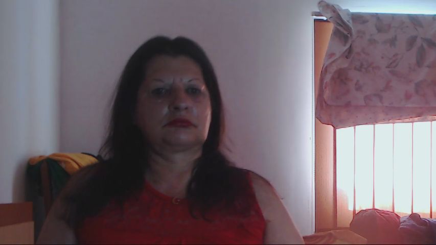 ExtasyMature's MyFreeCams show and profile
