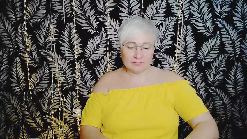 OliviaOskar_ live