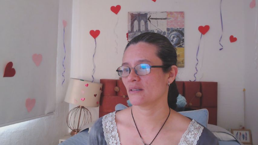 SereneClarks online image
