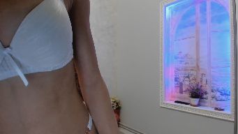AshleyBree - My second day here I am Ashley lets play wiht my pussy 0 tokens left