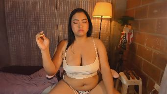 Ivy_Roos - curvy