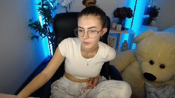 ArabellaReed - Hey 😘 Rate & admire please Make me happy 100, Stand up 25, Dance 69, flash ass 89/boobs 202 pvt ON Group off😘 Topless remain 1892 tks