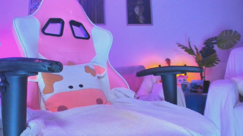 Alyssa_Smit's MyFreeCams show and profile