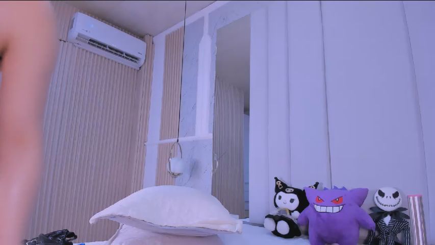 VesperVelvet online image