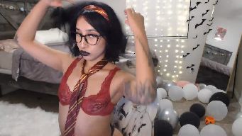 Hellolina - nakeyy , 4875 / pvt teams / 5 happy bday / 33 spank / 35 feet / 44 spit play / 55 PM / 60 wheel /100 twerk / 155 spread / 222 snap / 555 sex tape