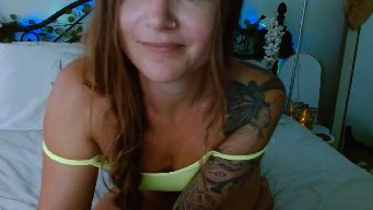 GardenMuse222 - i like to be watched...how far do you want me to go? :p