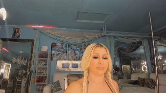 ADRIANA_FOX