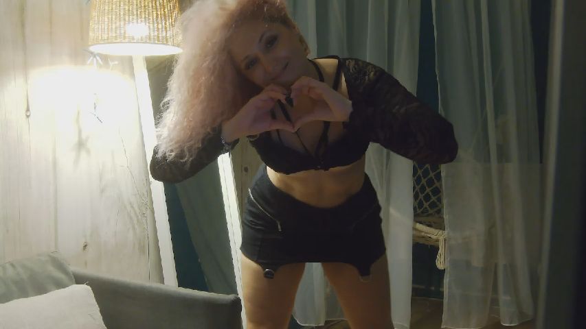 Live Stream of SassyKate