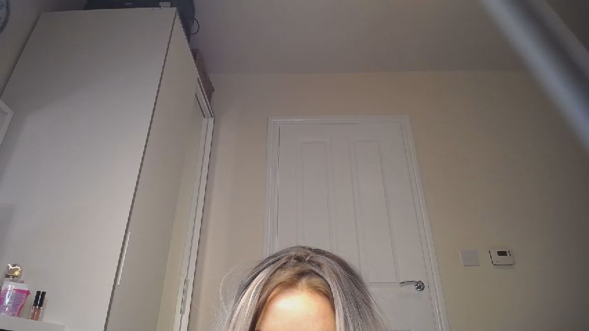 Live Stream of DiamondGirl21