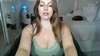 MyaDelaney - Welcome babe, lets play in private or teams ;) .. LUSH is on! .. GOAL: 6000tks .. read whiteboard & tip menus! xoxoxo