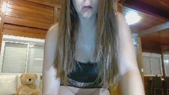 misssweetteen - LOVENSE ON 351 top less/50 show pussy/40 oil tits/20 show feet/900 tkn 250+vids
