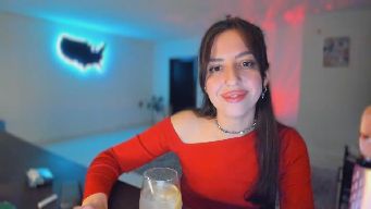 Velia - Hey there;)Tip me if: you want to make me smile 60 / lush buzz 30/like my hair 50 / like my eyes 30 / like my outfit 88 / like how I sing 100.[none] to happy