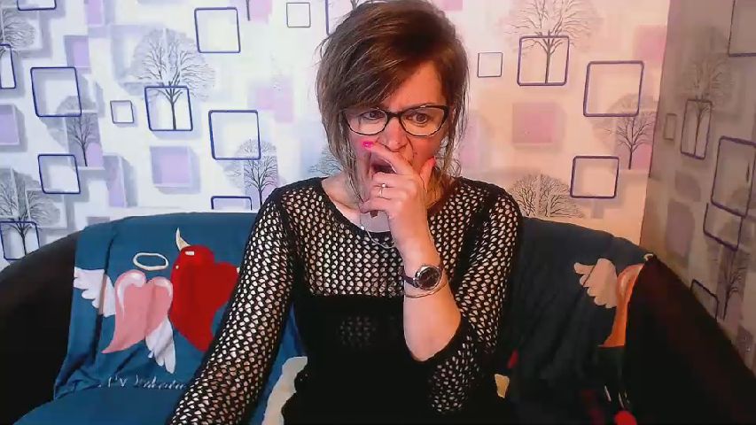 Sexymilfxxxx's MyFreeCams show and profile