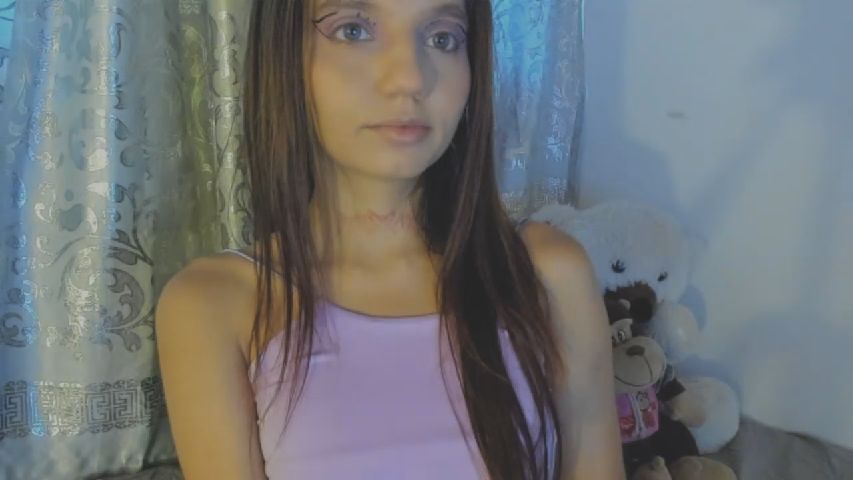 Roseann__ online image
