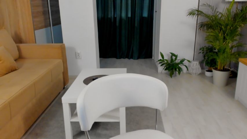 BellaaDona's MyFreeCams show and profile
