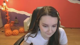 Milim_Nava - Hi) Welcome) Tip 200 and get a prize. I’ll roll the die, and you’ll get one of the possible prizes;) Ask me in PM