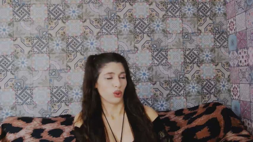 ElizabethKiss live