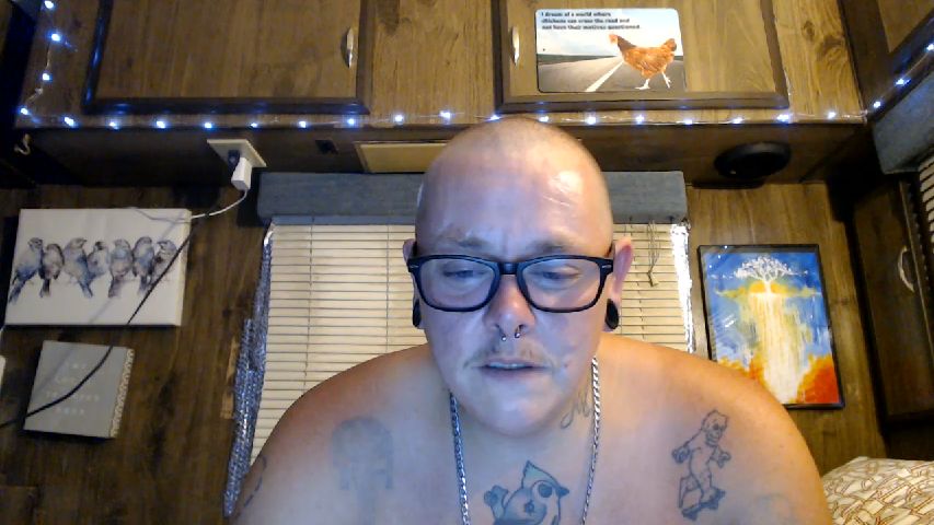 AJthePunk420 online profile