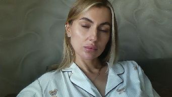 NovaDahlia - I just went online—would you like to keep me company