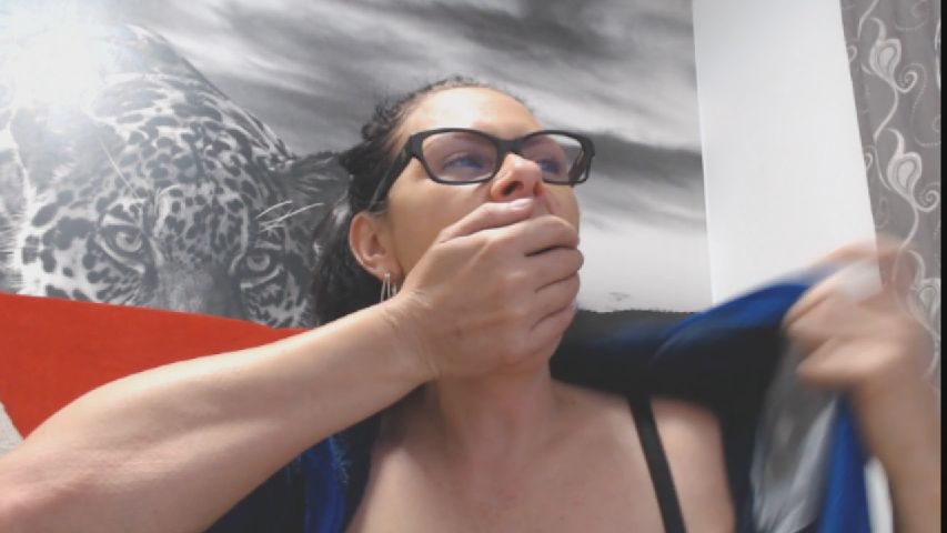 Alishaboobs online image
